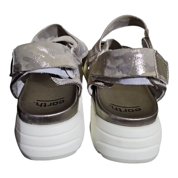 EARTH Cedar Kushma Gray Camo Shimmer Cushioned Sporty Sandals - Size 10 - Picture 4 of 6